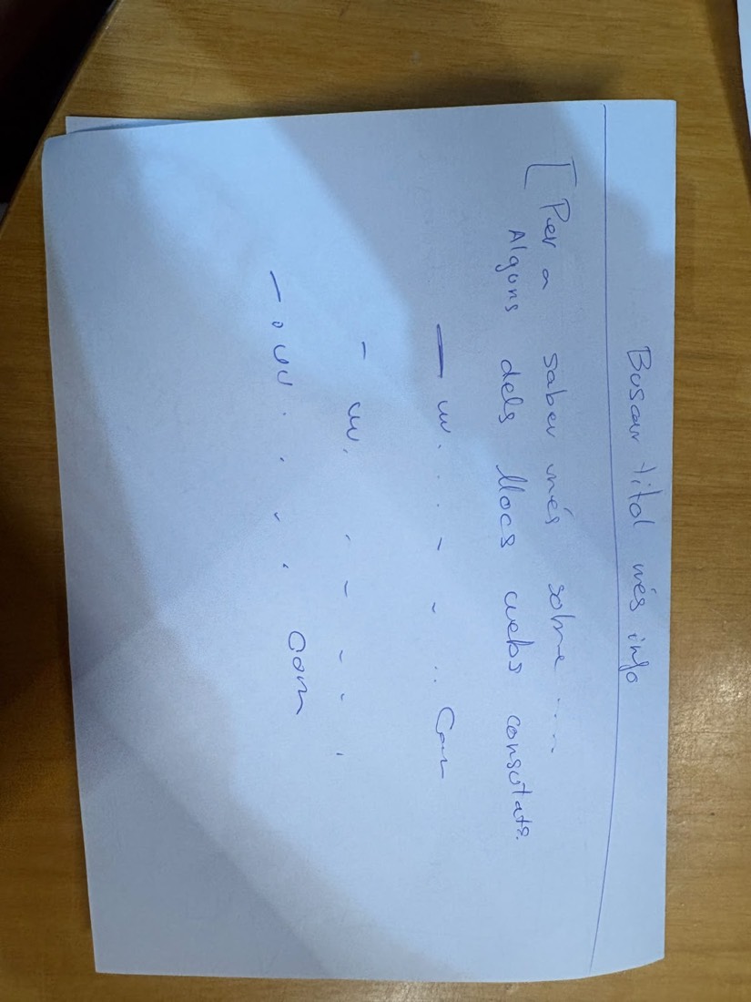 Boceto a mano de la página de bibliografía y más información.